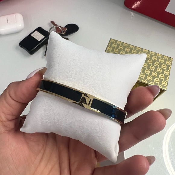 Michael Kors Stainless Steel Bracelet MKJX7694710 - Picture 2 of 3